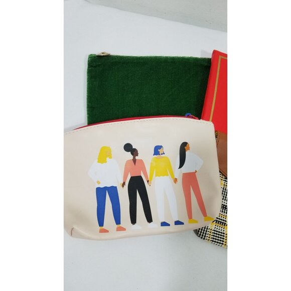 Set Of 4 Ipsy Pouches Mixed Designs & Colors Faux Leather Velvet Material - Picture 3 of 10